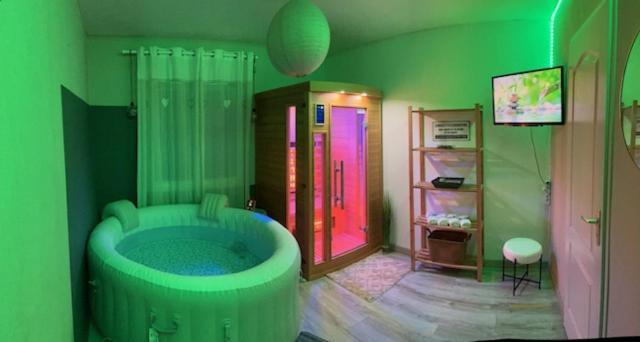 Villa Familiale Avec Spa Et Sauna Saint-Antonin-de-Sommaire Bagian luar foto